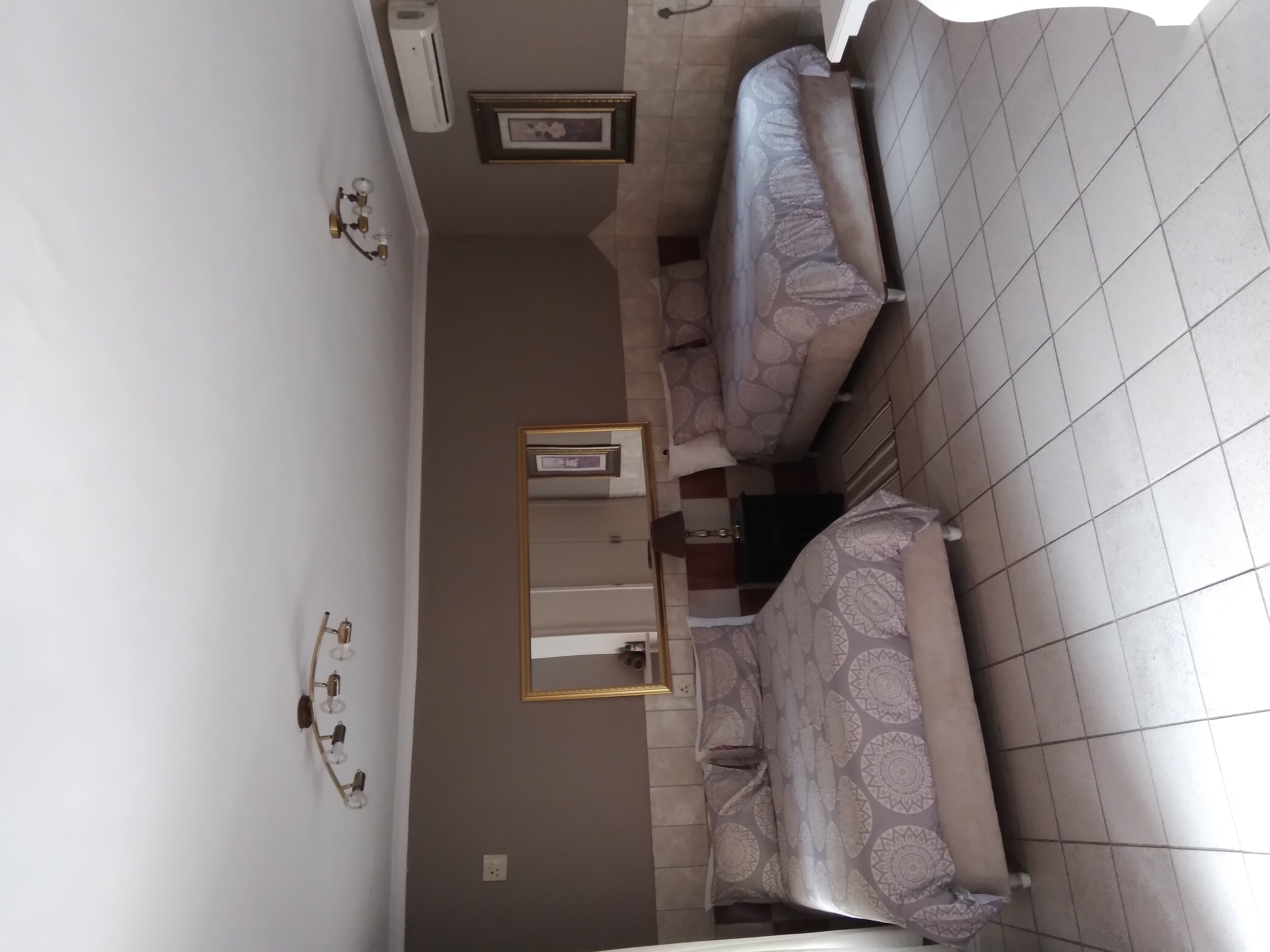 Valley View family room